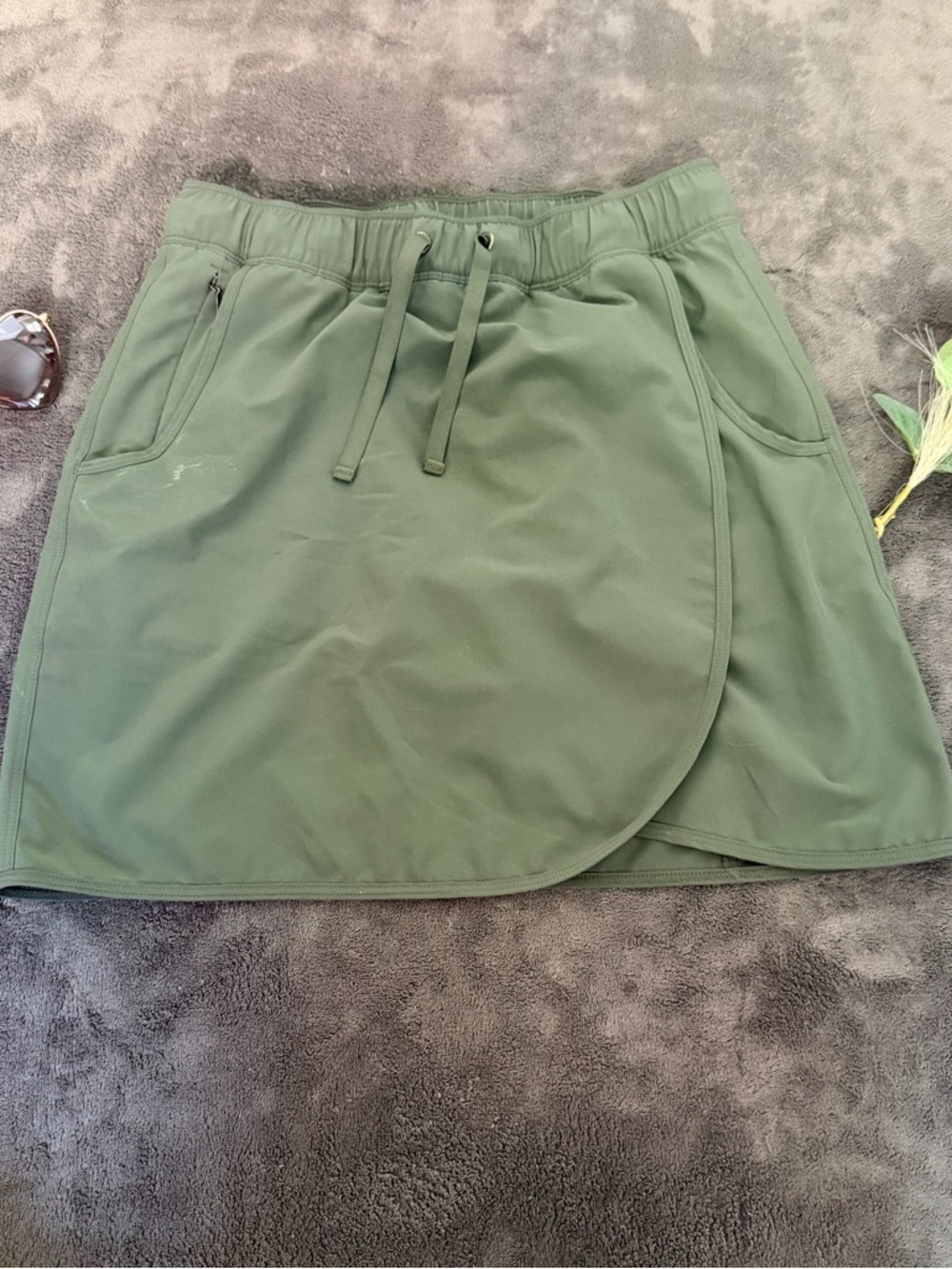 Patagonia Casual Olive Green Elastic Waist Skort Sz XS